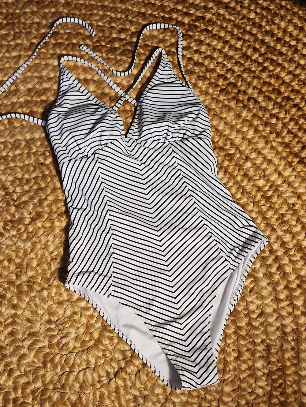 Cupshe White and Black Striped One-Piece Swimsuit